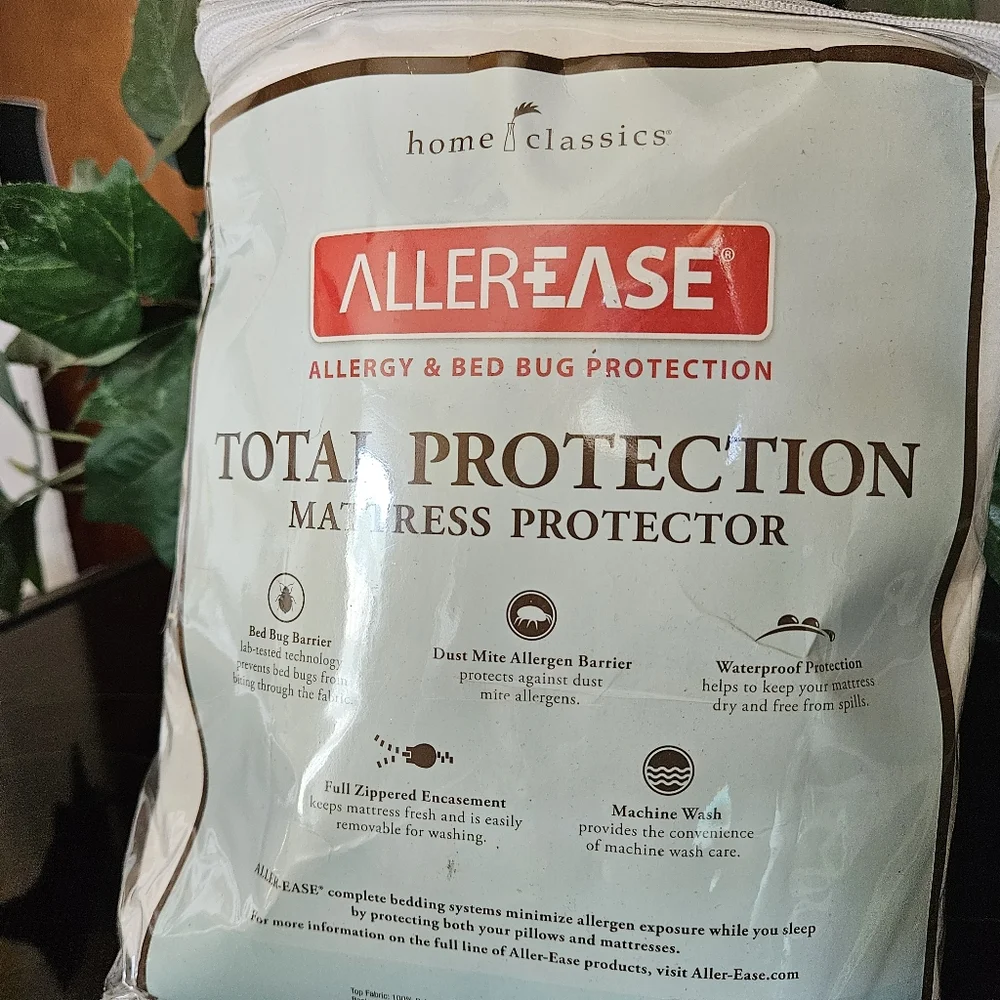 ALLEREASE mattress protector twin NEW